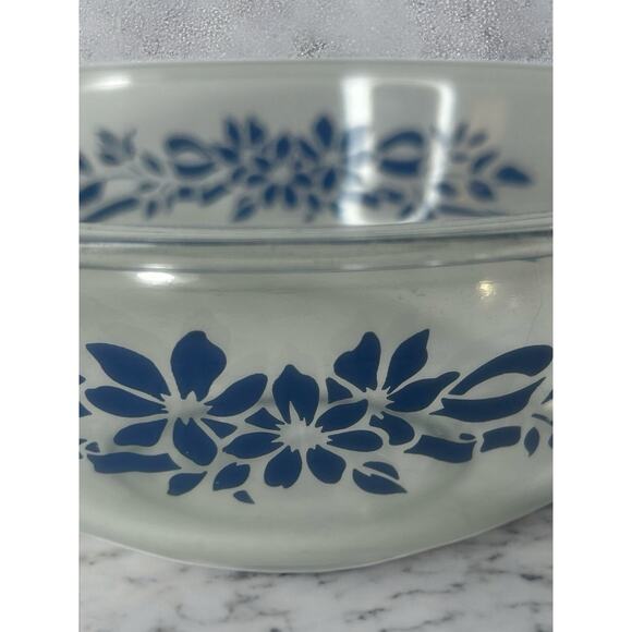 Pyrex Blue Ribbon Serving Mixing Bowl 2 Pc Set made in USA 322 325 - Picture 3 of 9